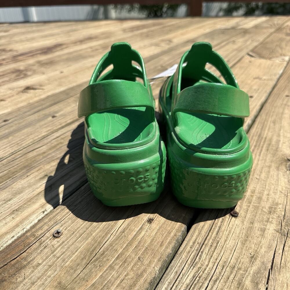Crocs Stomp Fisherman Sandals High Shine Green Platform 210057-3WH Women's 9 NWT - Picture 12 of 12